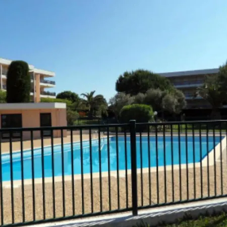 Les Pins 4 People Pool Garage * Juan-les-Pins