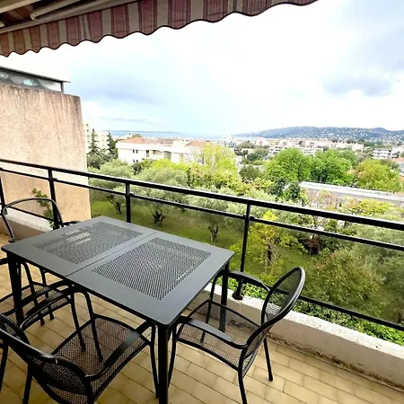 Holiday home Les Pins 4 People Pool Garage *